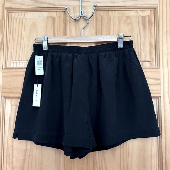 Aritzia Silk Short - Picture 1 of 5